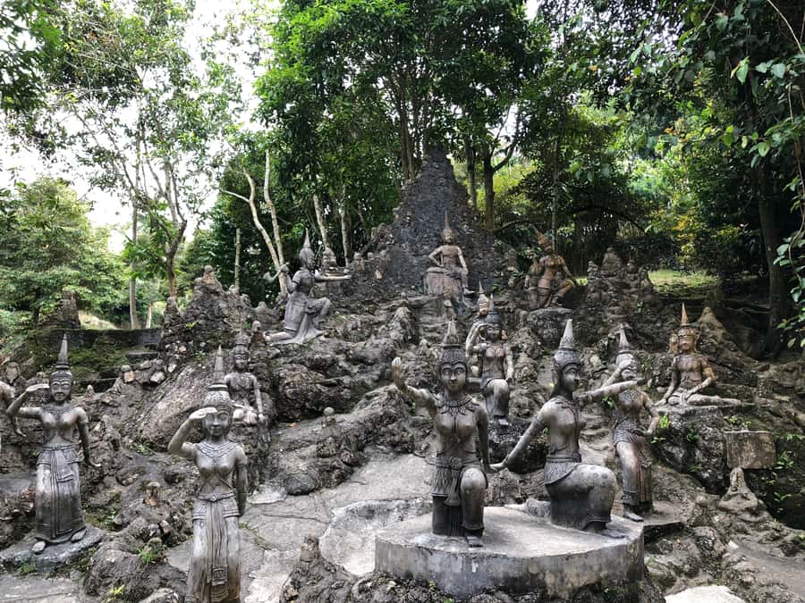 Koh Samui: 4x4 Off Road Island Safari Tour Including Lunch - Guan Yu Shrine and the story of the island’s rocks