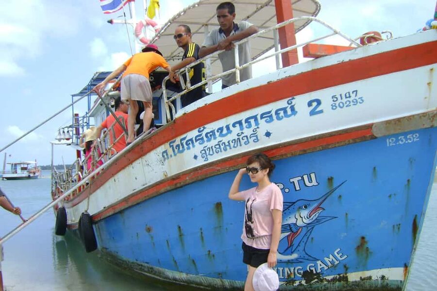 Koh Samui: Fishing Day Tour by Escort Boat with Mr. Tu - Thirty minutes by escort boat to the fishing area