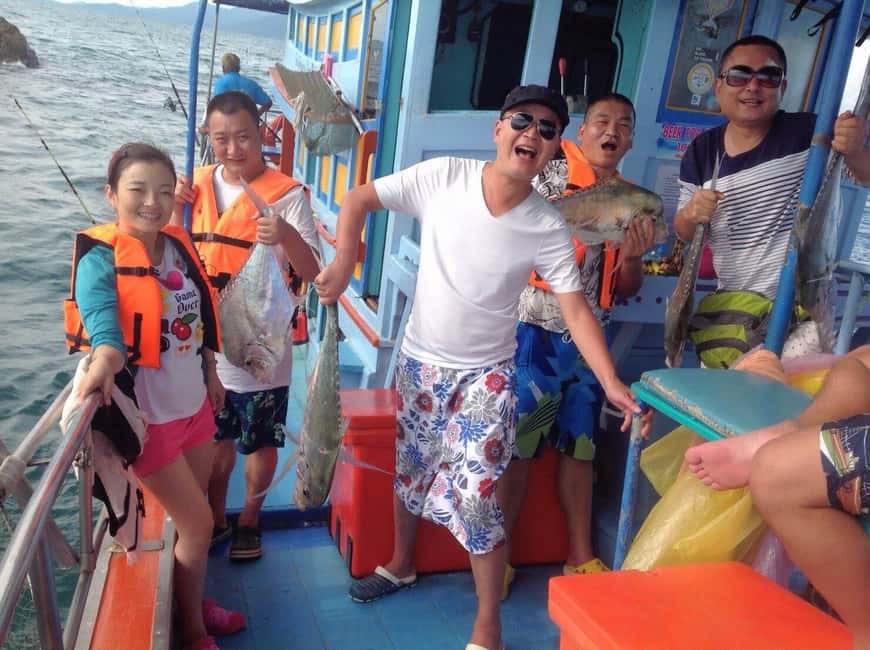 Koh Samui: Fishing Day Tour by Escort Boat with Mr. Tu - A Thai buffet with your catch on the menu