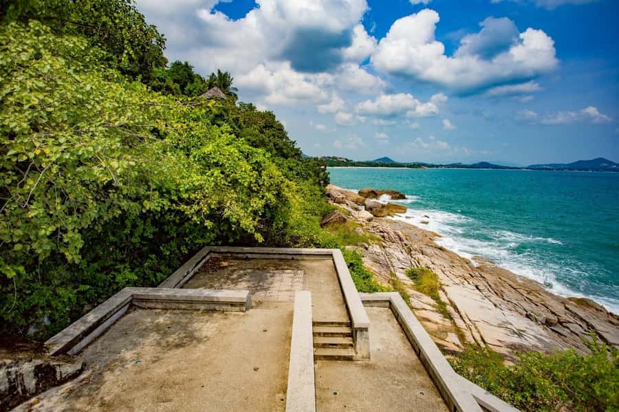 Koh Samui: Half Day Around Island Tour with Transfers - The mummified monk at Kunaram Temple