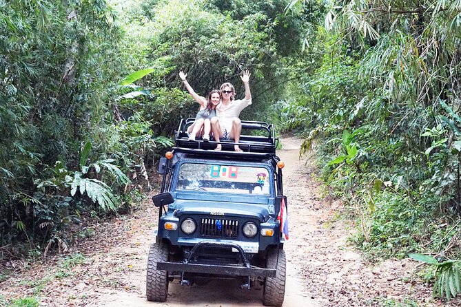 Koh Samui Jungle Safari By JEEP With MR.UNG (Including Lunch) - Grandfather and Grandmother Rocks, a quick stop with a local story