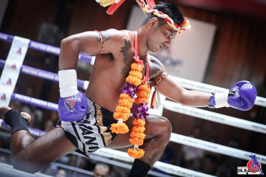 Koh Samui: Phetch Buncha Boxing Stadium Muay Thai Ticket - Eight Competitions From 9:00 PM to 11:50 PM