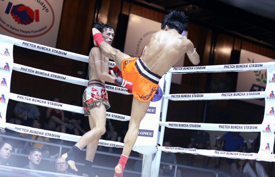 Koh Samui: Phetch Buncha Boxing Stadium Muay Thai Ticket - Food, Drinks, and the Crowd