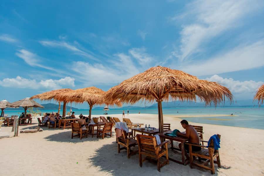 Koh Samui: Pig Island & Koh Tan Speedboat Tour with Lunch - Rough water is the main drawback