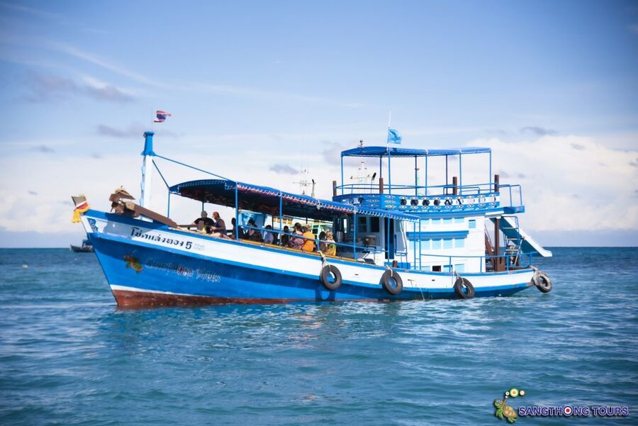 Koh Tao: Islands Snorkeling Highlights Day Tour & Lunch - Lunch onboard, then turquoise Mango Bay