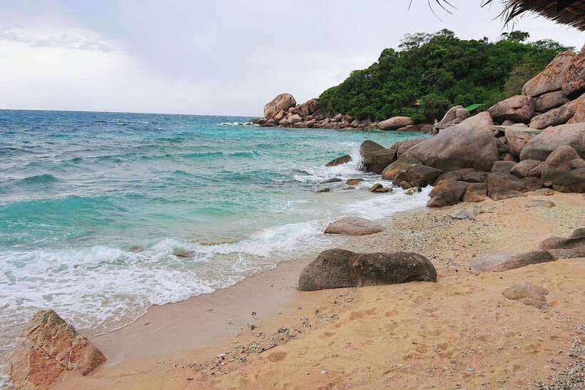 Koh Tao: Premium Snorkel Tour to Koh Nangyuan Bays by Oxygen - Koh Nangyuan viewpoint and Japanese Garden