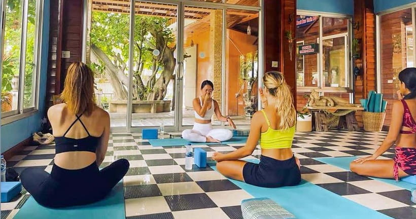 Koh Tao: Yoga Class In Paradise - All Levels Welcome! - What the studio setup means for your packing list