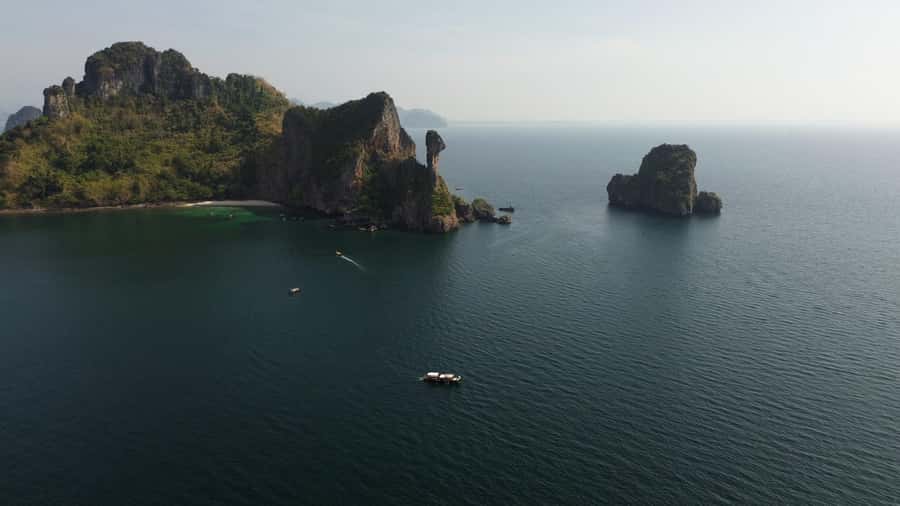 Krabi: 4 Islands Day Tour by Speedboat or Longtail Boat - Who Should Book This Krabi Island Tour?