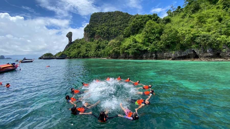 Krabi: 4 Islands Day Tour by Speedboat or Longtail Boat - Railay Beach and the Limestone Cliffs