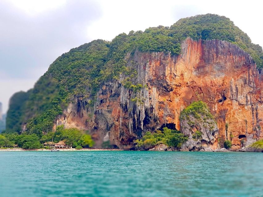 Krabi: 4 Islands Day Trip by Speedboat Including Lunch Box - Chicken Island: a photo stop with real snorkeling time