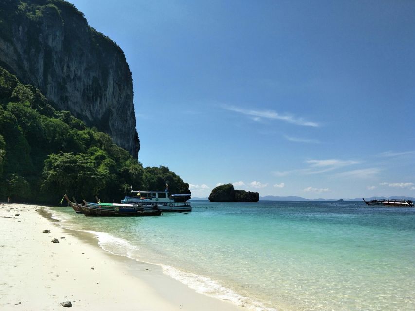 Krabi: 4 Islands Day Trip by Speedboat Including Lunch Box - Phra Nang Beach and the cave shrine