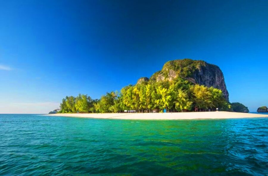 Krabi: 4 Islands Sunset Longtail Boat Tour with BBQ Dinner - Leaving the pier for Railay and Phra Nang
