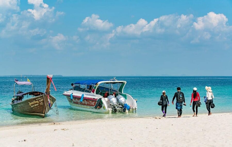 Krabi: 4 Islands & Thale Waek's Sandbar Tour By Speedboat - A fast route through Krabi’s island classics