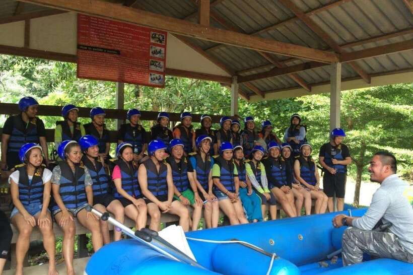 Krabi: 5km Rafting and Waterfall Tour - Getting fitted for the rafting gear
