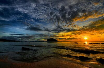 Bioluminescent Plankton, Snorkeling & Sunset Tour