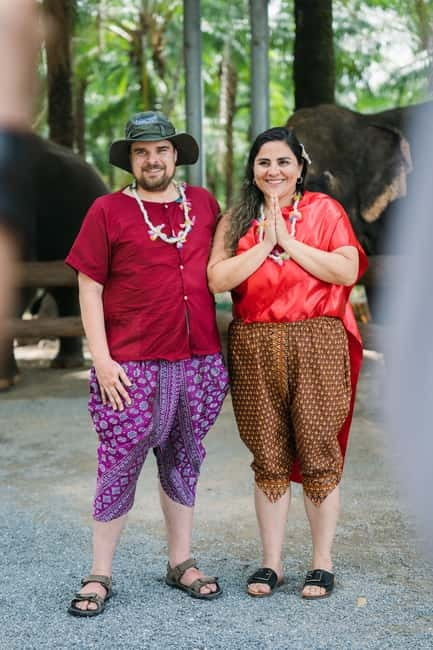 Krabi: Elephant Feeding Program with Traditional Thai Dress - How the Feeding Session Works
