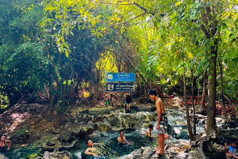 Krabi: Emerald Pool, Hot Springs, and Kayaking Tour - Lunch With Thai Dishes and Drinking Water