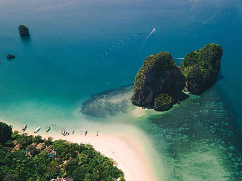 Krabi: Emerald Pool, Hot Waterfall, & Tiger Cave Temple Tour - The Emerald Pool: choose your walk carefully