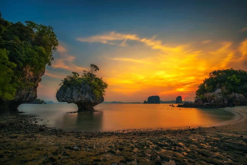 Krabi: Hong Island & Ko Pak Bia Tour with Sunset Dinner - Hong Lagoon is the day’s most dramatic water stop