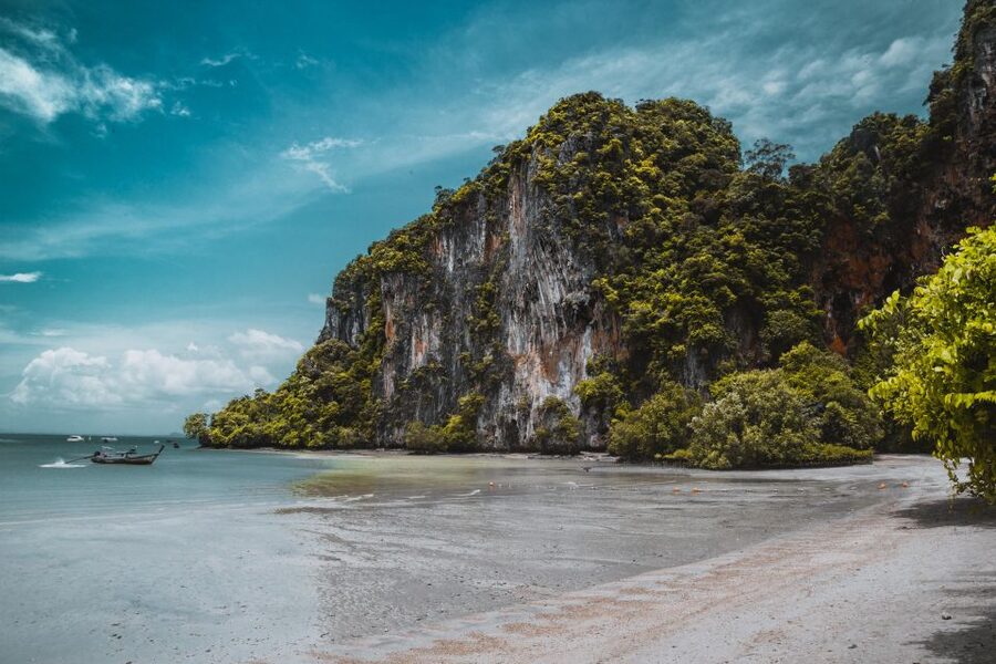 Krabi: Hong Island & Ko Pak Bia Tour with Sunset Dinner - Is $54 good value?