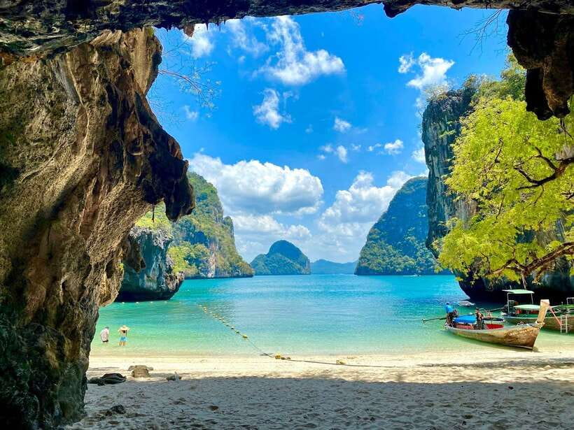 Krabi: Hong Island Longtail Boat & Kayak Tour w Buffet Lunch - The longtail ride from Ao Nang