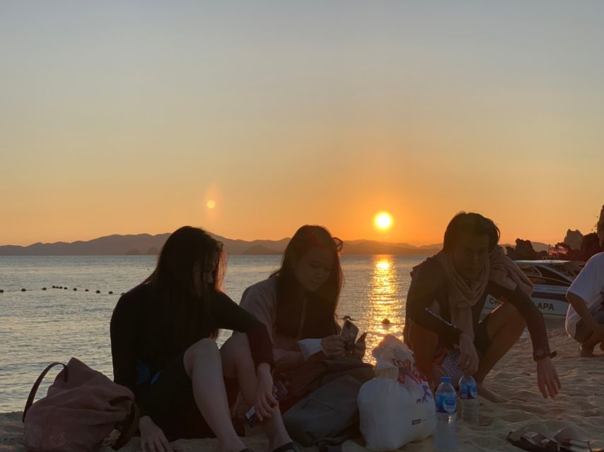 Krabi: Hong Island Sunset Tour w/ Beach Dinner+Night Snorkel - Koh Hong beaches: swimming, snorkeling, and quiet time