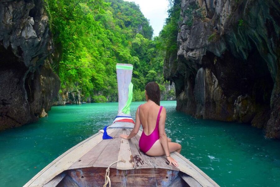 Krabi: Hong Islands Day Tour by Longtail Boat - Lao Lading, a small island with beach time
