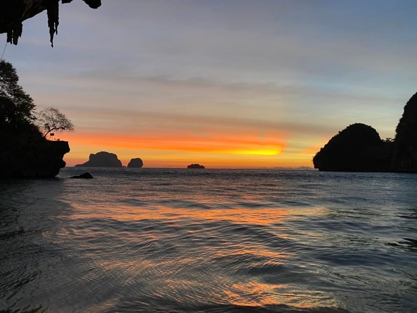 Krabi: Hong Islands Sunset, Bioluminescent Plankton and BBQ - What the $54 price really covers