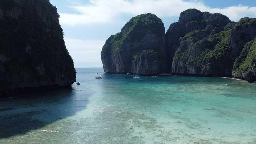 Krabi: Phi Phi and 4 Islands with Snorkeling by Speed Boat - Maya Bay and the movie connection