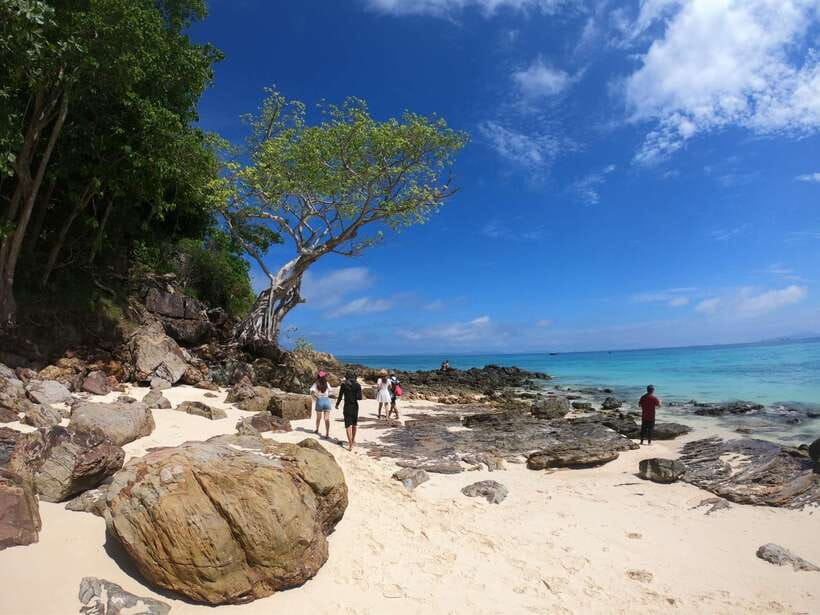 Krabi: Phi Phi Islands Speedboat Tour with Buffet Lunch - A full day from Krabi to Phi Phi