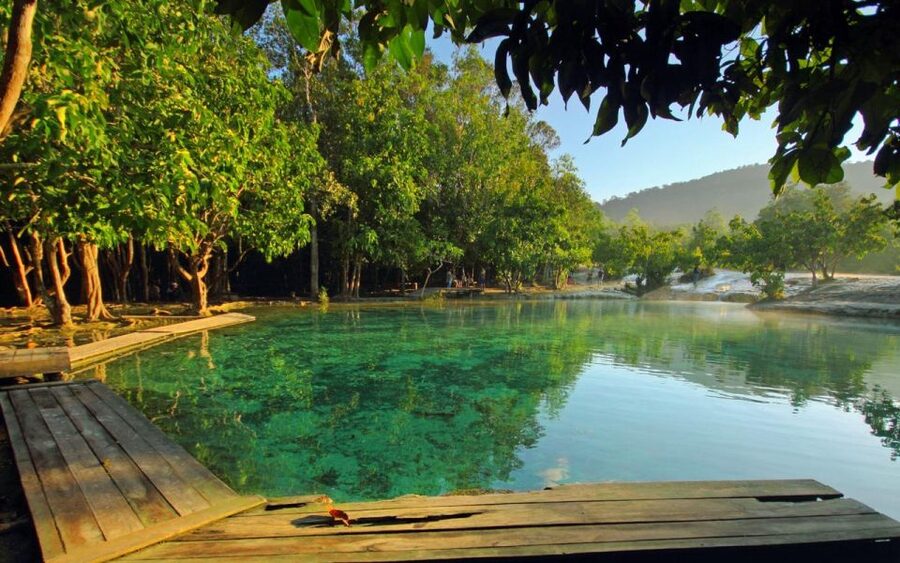 Krabi: Tiger Cave, Hot Springs and Emerald Pool Jungle Tour - Why timing is the main weakness