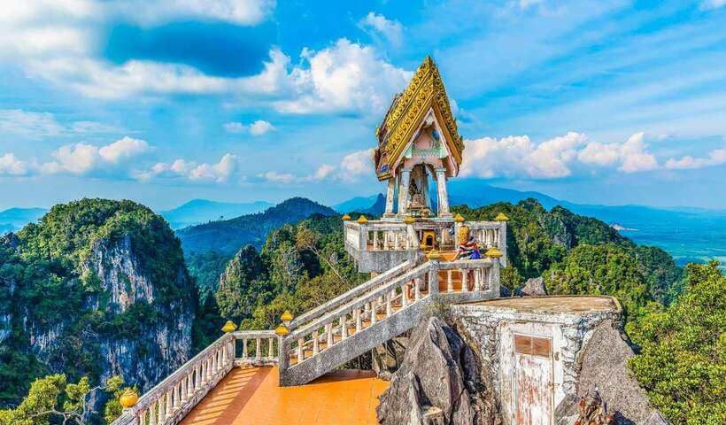 Krabi: Tiger Cave Temple, Emerald Pool and Hot Springs Tour - Monkeys, temple clothing, and simple preparation