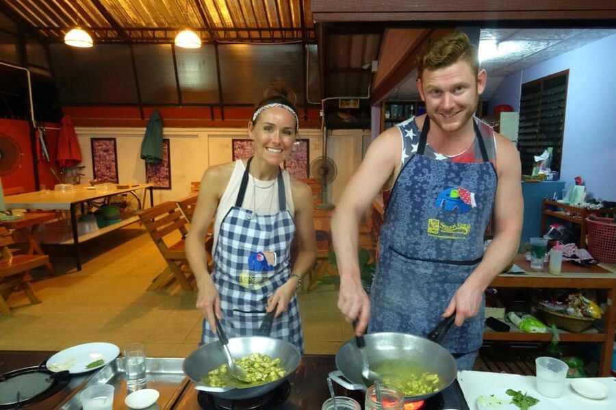 Krabi: Unveiling Thai Flavors by Night at Smart Cook School - What the feedback tells me about the experience