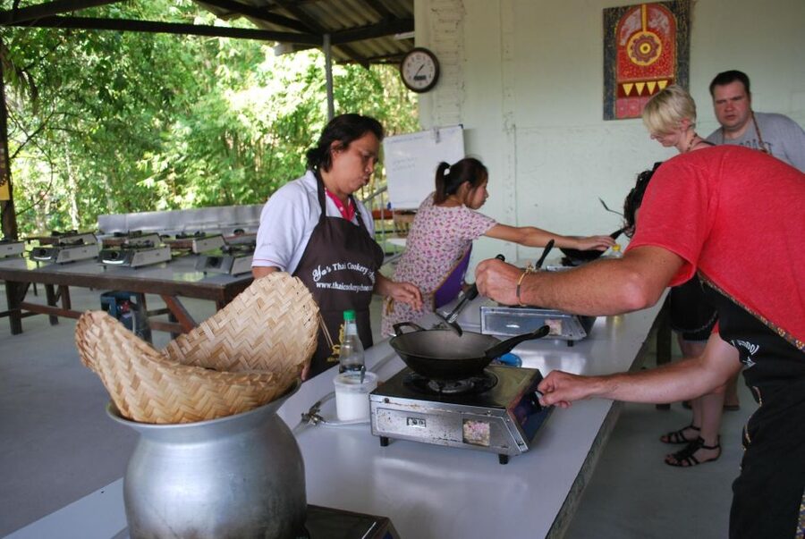 Krabi: Ya's Cookery Late Afternoon Thai Cooking Class - Key points to know before booking