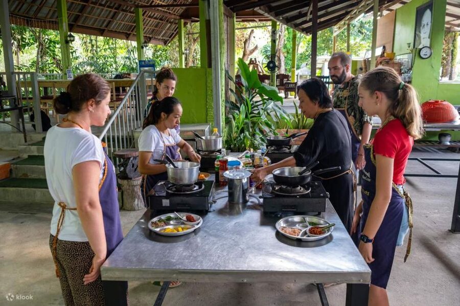 Krabi: Ya's Cookery Late Afternoon Thai Cooking Class - Starting with fresh produce and Thai flavor