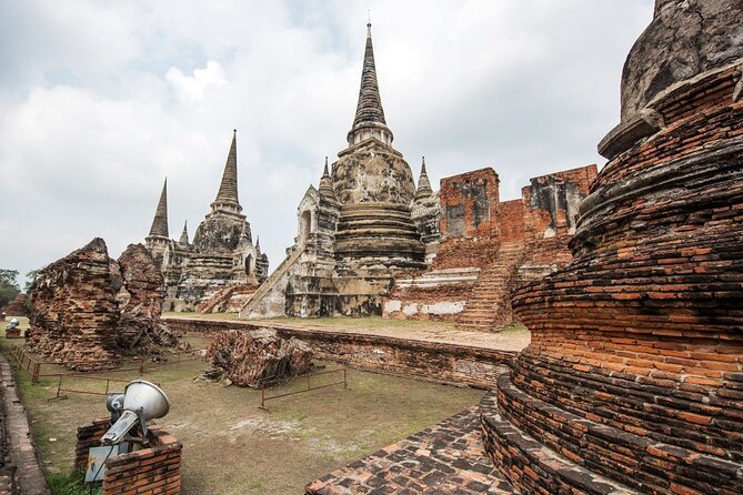 Lopburi Monkey Temple & Ayutthaya Old City Tour From Bangkok - How much history will you actually learn?