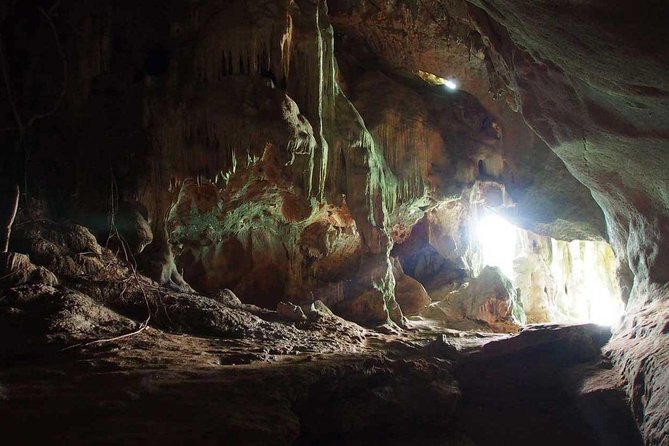 Luxury Small Group Phang Nga Bay and Beyond - The crew and the small-boat advantage