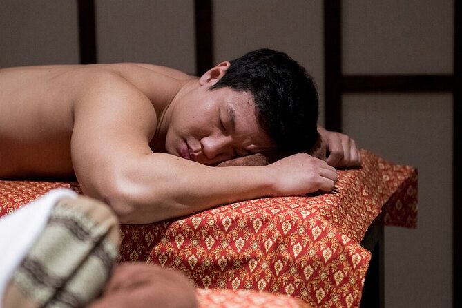 Luxury So Thai Spa Package (4 Hours) - Aroma Oil, Herbal Compress, and Head Massage