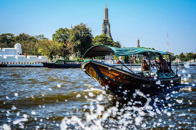 Manohra 5-Star Luxury Dinner Cruise with Pre-Canapés in Bangkok - Key points before you book