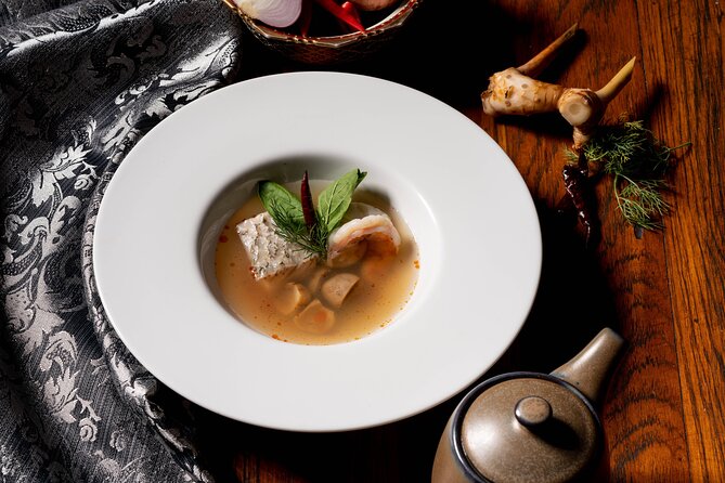 Manohra Cruise Luxury Dining - Service that makes the higher price easier to understand