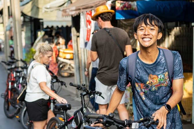 Must-Try: Hidden Bangkok Bike and Food Tour - First food stop in Somdet Chao Phraya