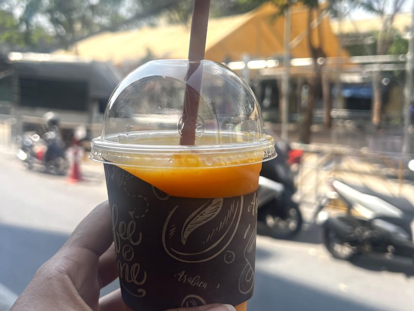No Diet Club - Local food tour in Bangkok with many tastings - Who should book this Bangkok food walk?