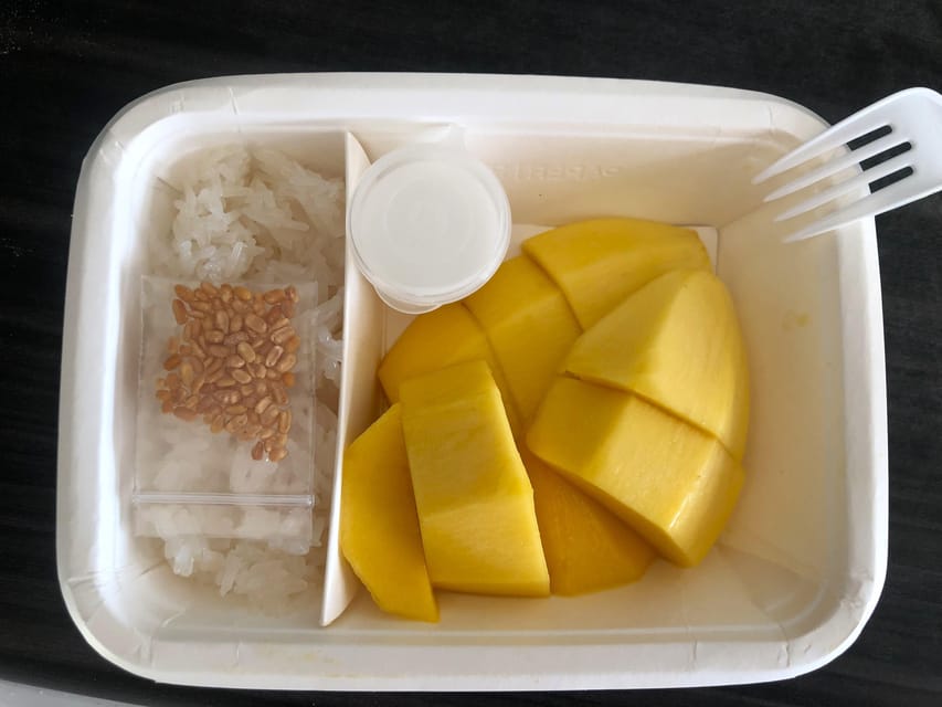No Diet Club - Local food tour in Bangkok with many tastings - Timing, booking, and practical planning