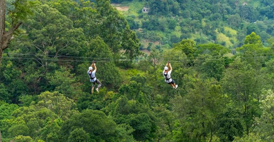Pai: Jungle Ziplining Adventure with 16 Platforms - The safety briefing and equipment check
