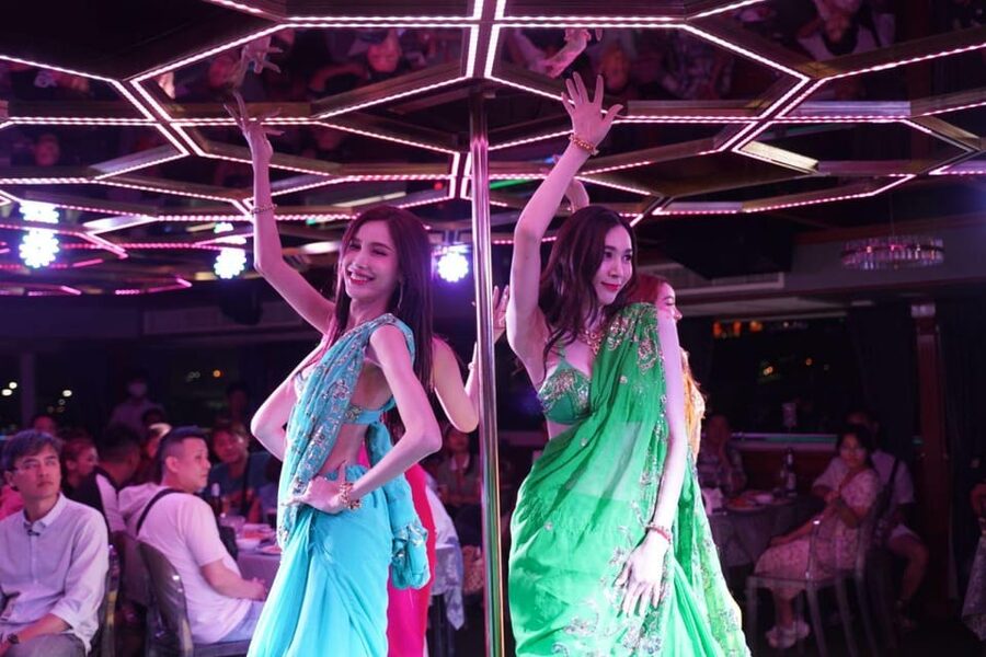 Pattaya: All Star Dinner Cruise, Cabaret Show & Beer Buffet - Does $45 offer good value?