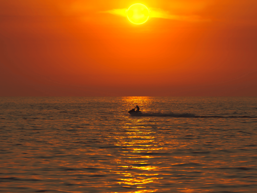 Pattaya Beach: Jet Ski Adventure - Getting to Manta Marina across from Pattaya Beach