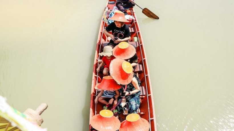 Pattaya: Buddha, Floating Market, Gems Museum Tour & Lunch - Lunch can add value, but only when selected