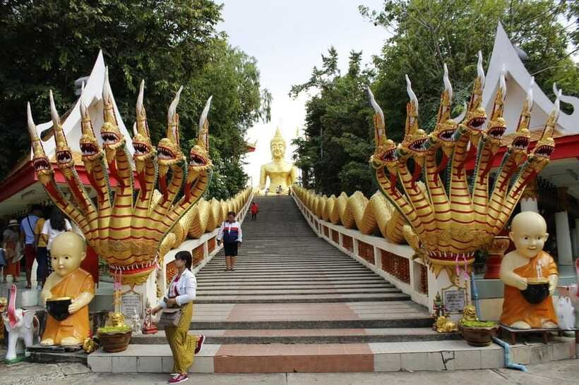 Pattaya: Buddha, Floating Market, Gems Museum Tour & Lunch - Laser Buddha Mountain needs special confirmation