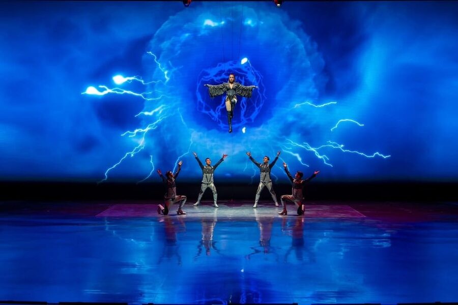 Pattaya: Colosseum Show Experience - Key points to know before booking