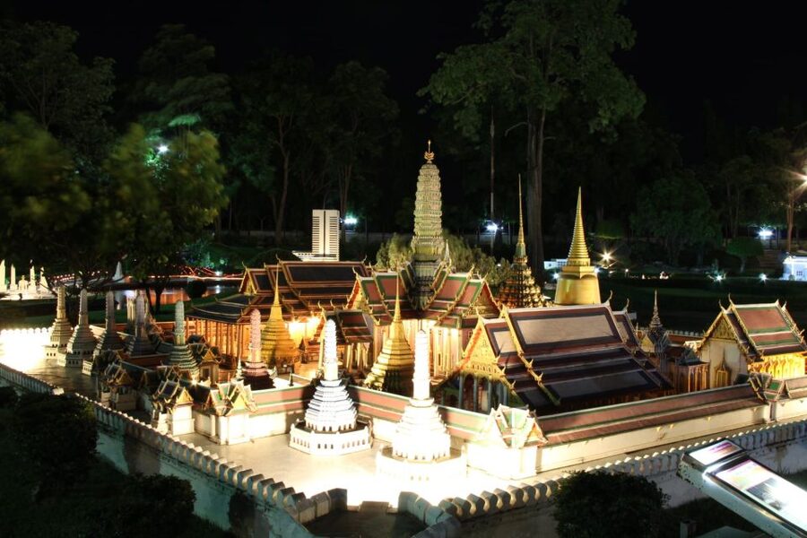 Pattaya: Mini Siam Entry Ticket - The five-minute train issue